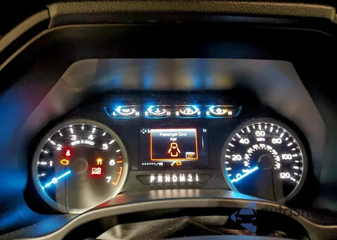 2017 Ford F150 Super Cab из США, поврежденный, VIN 1FTFX1EF3HFC16376